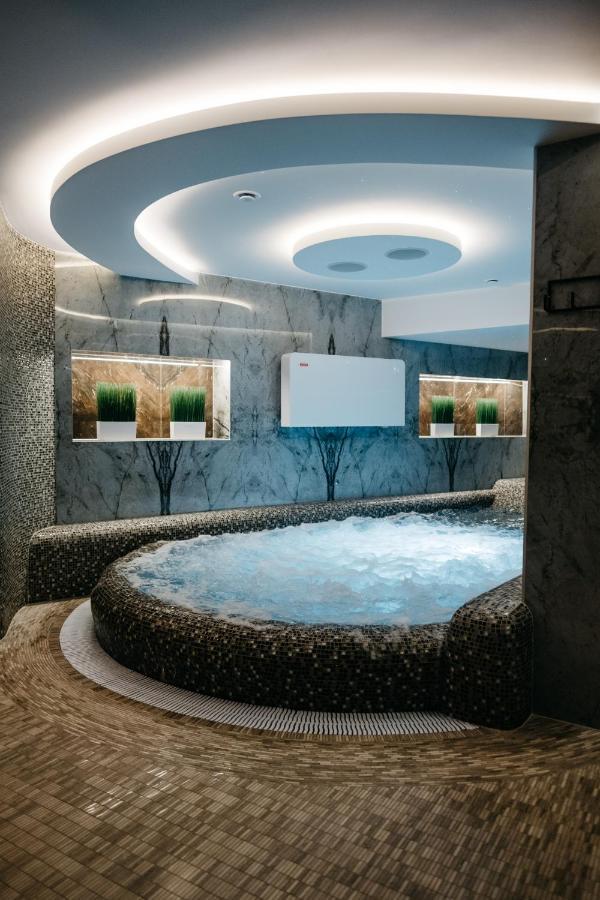 Bohema Hotel Telšiai Kültér fotó