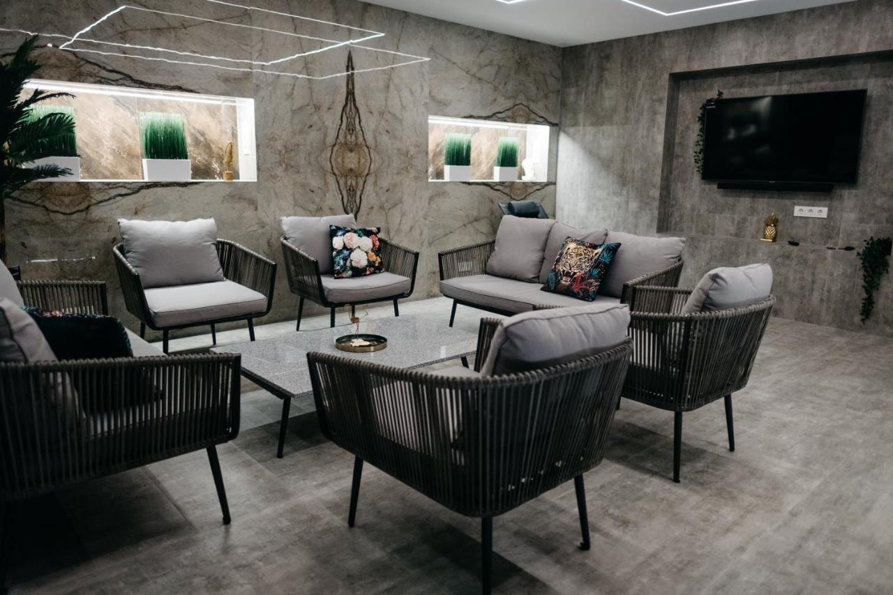 Bohema Hotel Telšiai Kültér fotó